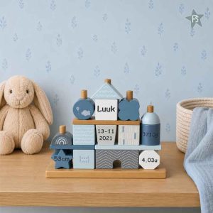 Label Label Blauwe Houten Blokken  ( met naam en geboortegegevens )