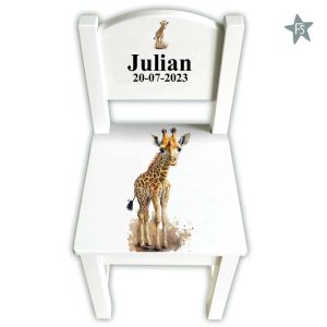Geboortestoeltje met naam en giraffe
