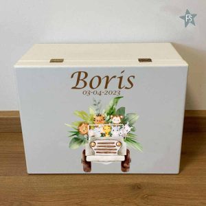 Herinneringen kist met naam en Jungle auto