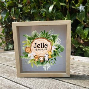 Houten Spaarpot met naam en boomstam jungle