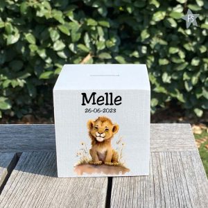 Houten spaarpot leeuwtje met naam