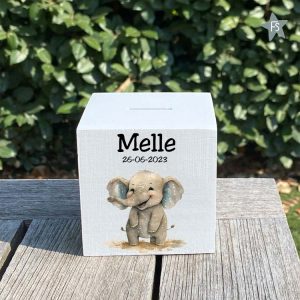 Houten spaarpot olifantje met naam