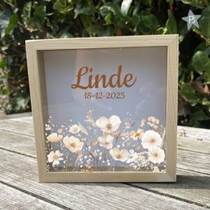 Houten Spaarpot met Naam en wild flowers beige | Spaarpot Lijstje