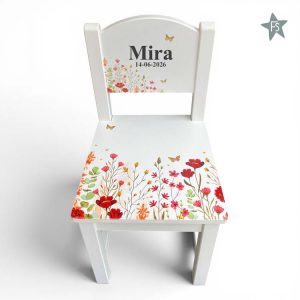 Houten geboortestoeltje met naam en wild flowers rood