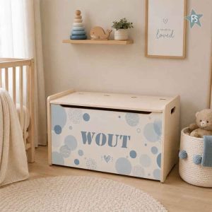 Kraamcadeau met naam | Houten speelgoedkist dots blauw met naam | Full coulor