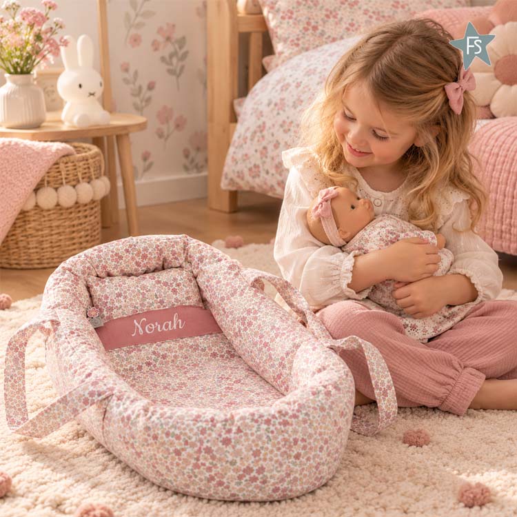 Little Dutch Poppenreiswieg ( met naam )